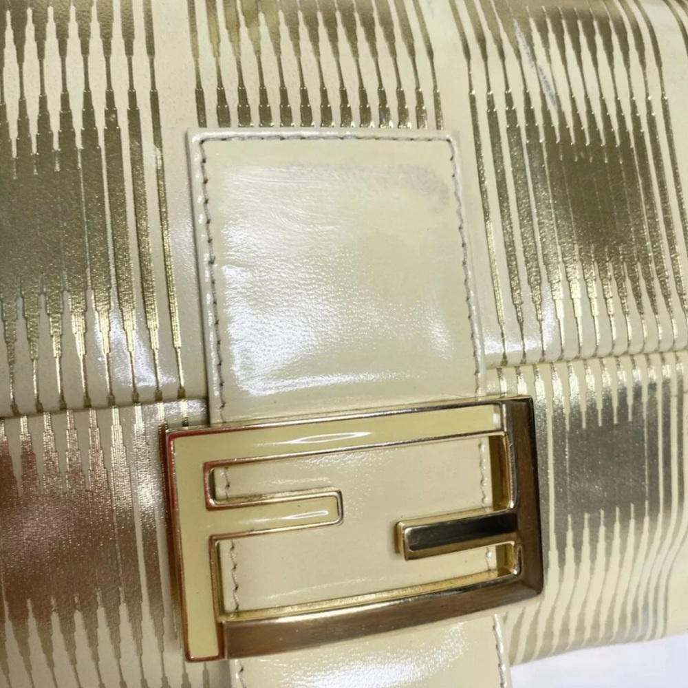 Auth RARE Fendi Metallic Gold Baguette LIMITED EDITION vintage Shoulder Bag - Picture 3 of 10